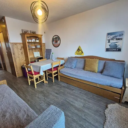 Cosy Avec Balcon - Proche Pistes Et Commerces - Val Claret, - Fr-1-502-322